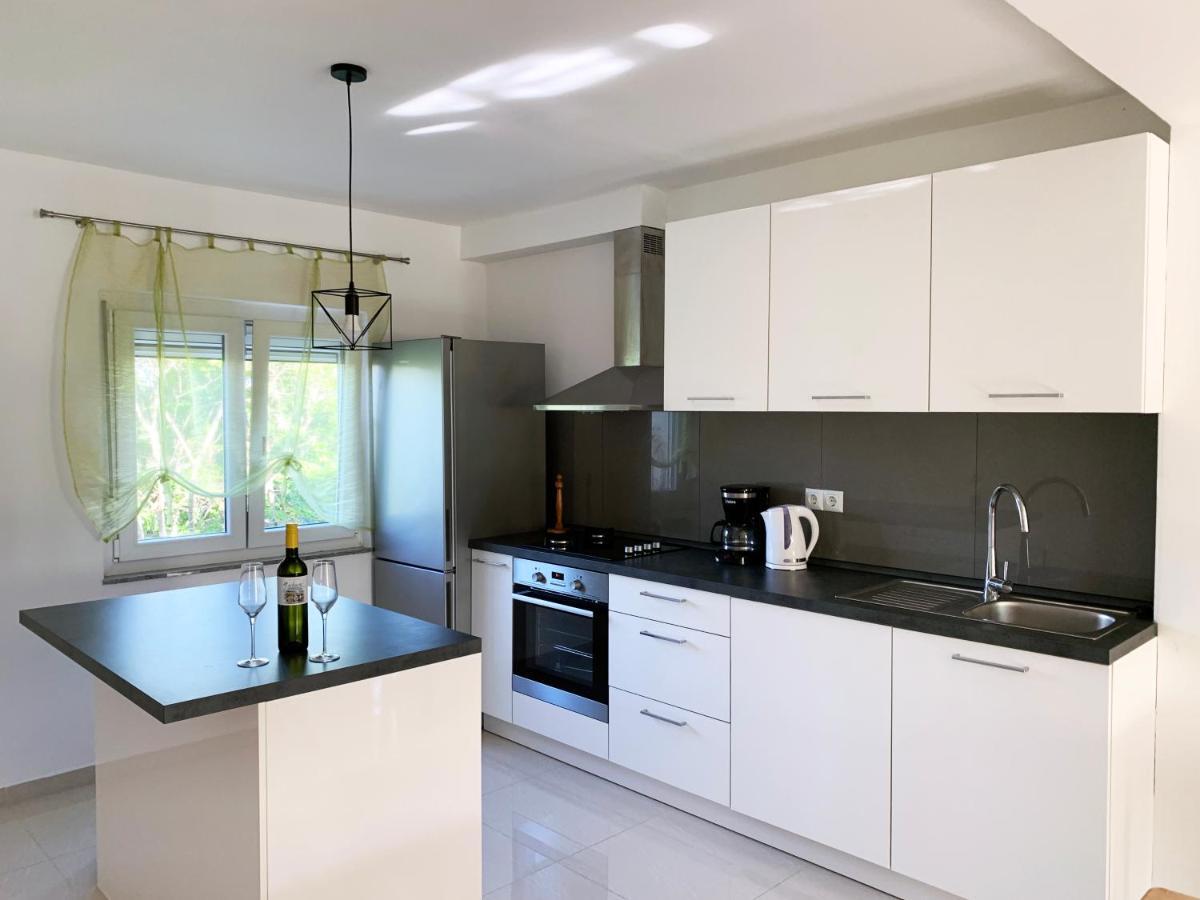 New Apartment Ema II Vrh  Ngoại thất bức ảnh